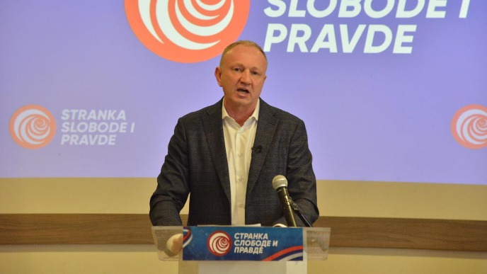 Vratiti novac građanima